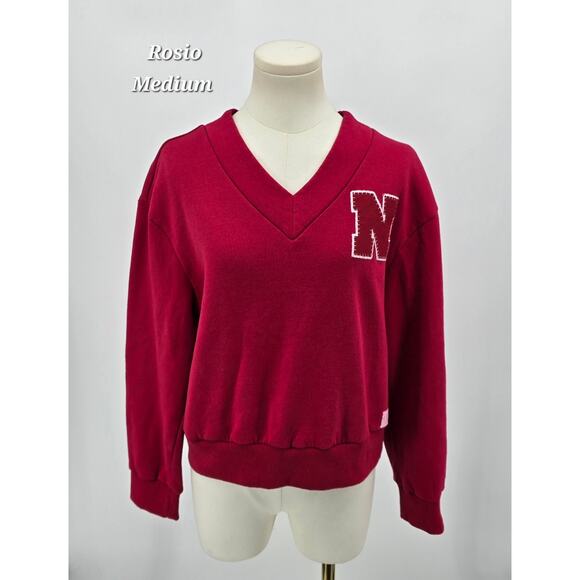 Rosio Medium V-Neck Nebraska Collegiate Pullover Sweatshirt - Picture 1 of 6